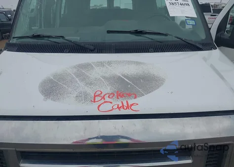 2013 Ford E-350 Super Duty Xl z USA, uszkodzony, nr VIN 1FBNE3BL2DDB34060